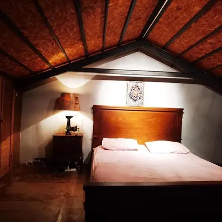 Villa Kaleici Muestakil Kisiye Oezel Bahceli Muestakil *