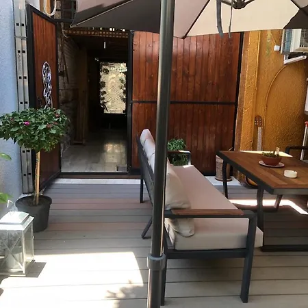 Villa Kaleici Muestakil Kisiye Oezel Bahceli Muestakil *